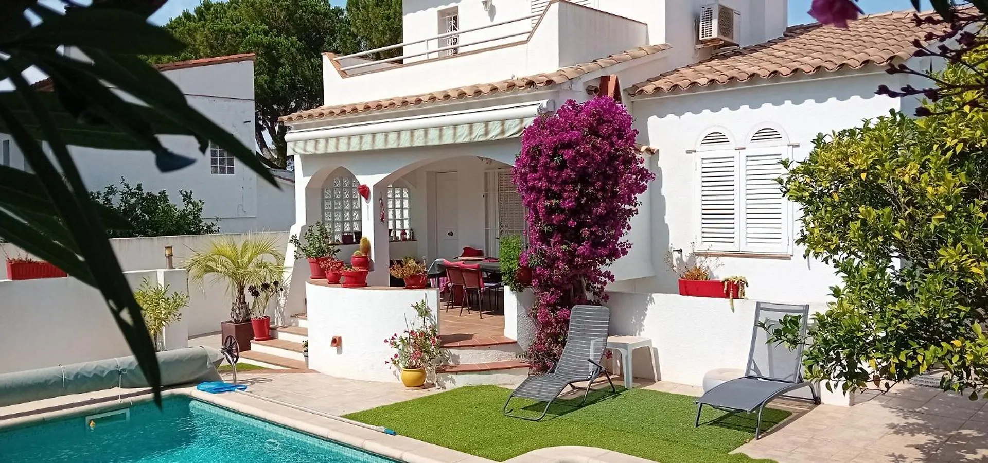Casa Esparreguera L' Escala